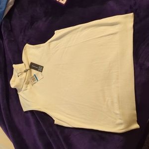 NWT turtle neck sleeveless top cable & gauge